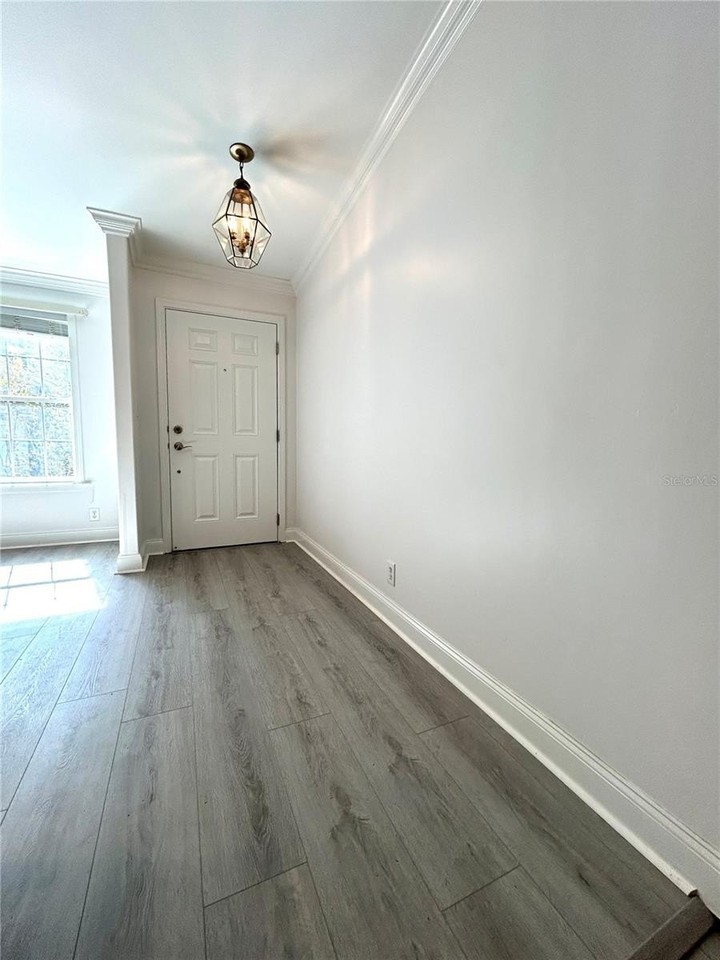 1531 Sw County Road 138 - Photo 3 of 28