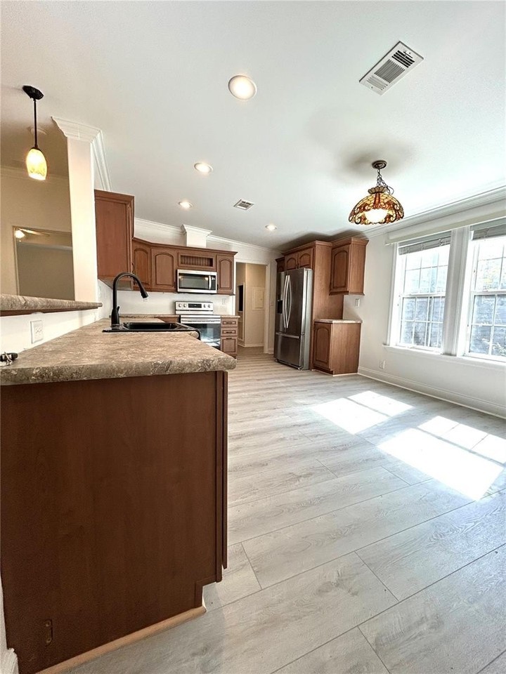 1531 Sw County Road 138 - Photo 4 of 28