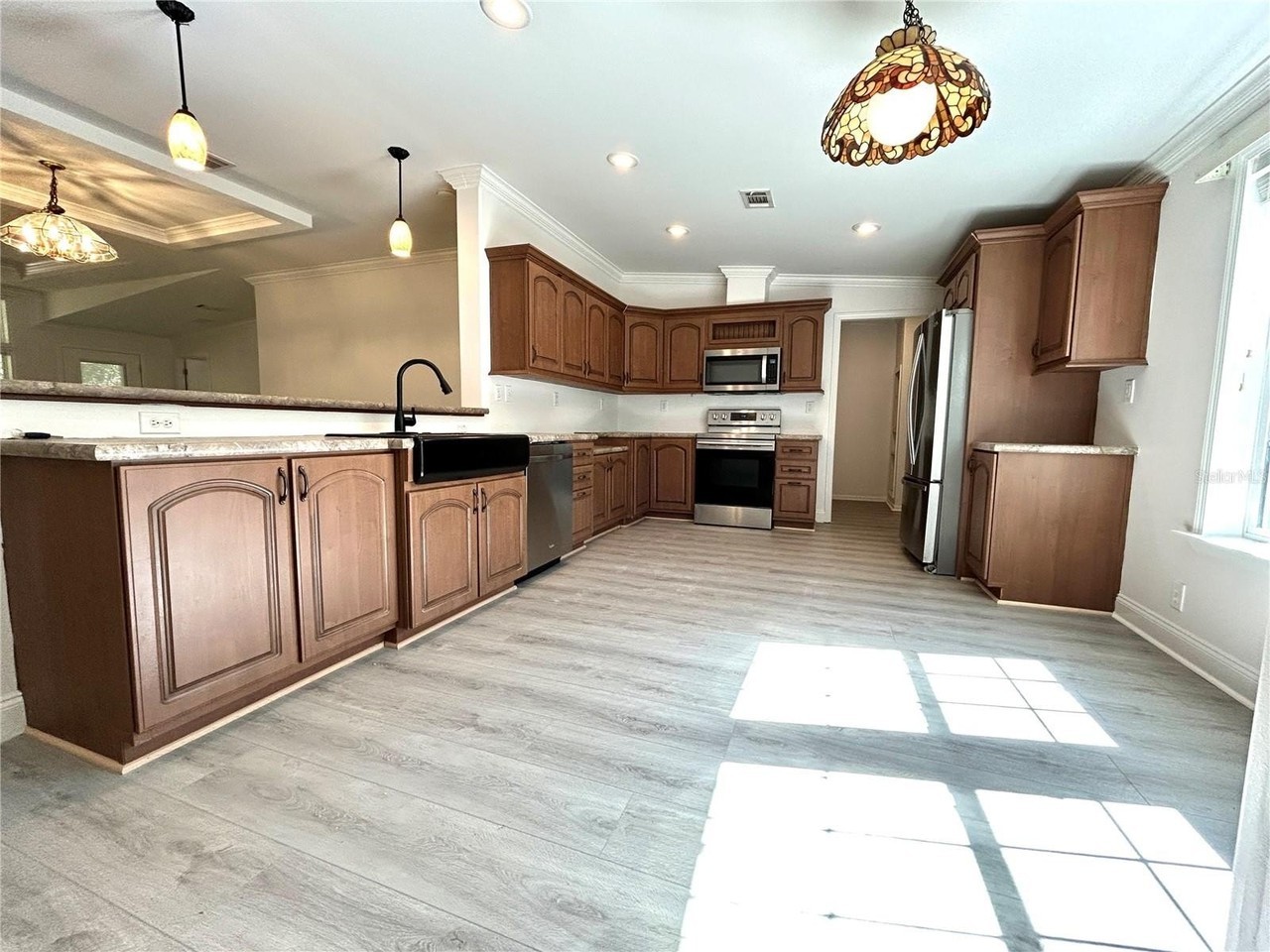 1531 Sw County Road 138 - Photo 5 of 28
