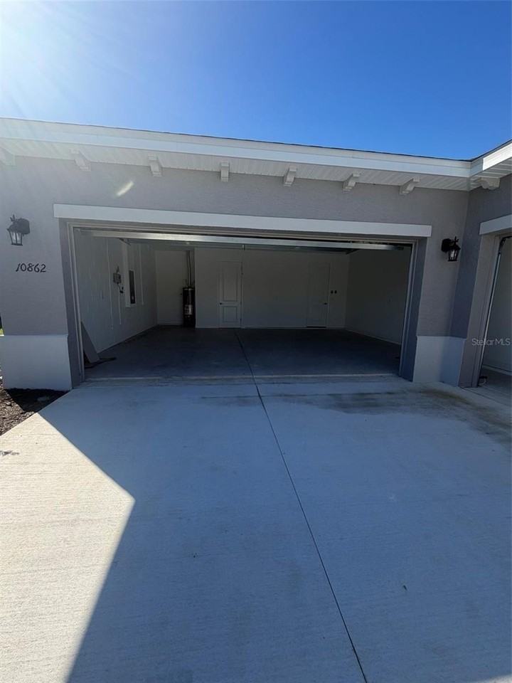 10862 Sw 104th Pl - Photo 4 of 24