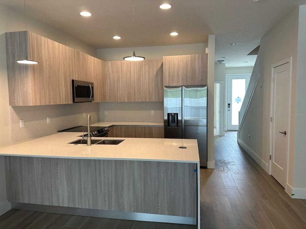 1435 Serendipity Ln - Photo 5 of 24