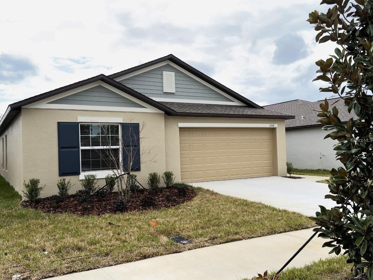 2318 Allium Roseum Ln - Photo 2 of 36