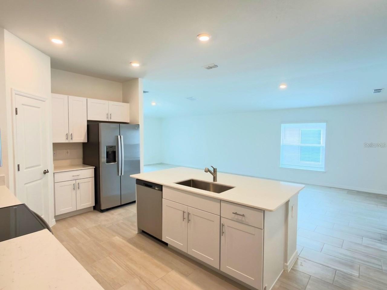 2318 Allium Roseum Ln - Photo 5 of 36