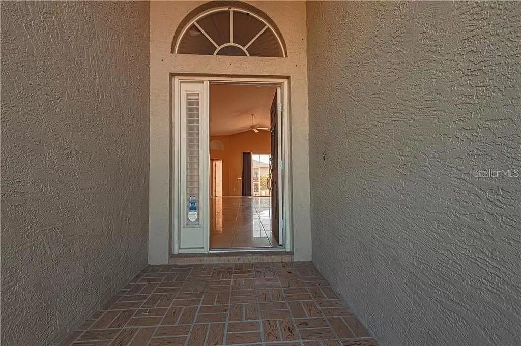 3904 Ixora Ct - Photo 7 of 41