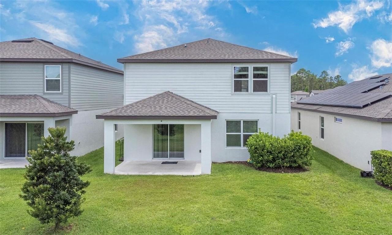 30553 Gilbern Rd - Photo 3 of 18