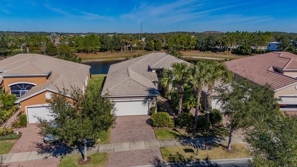 15644 Aurora Lake Cir - Photo 7 of 45