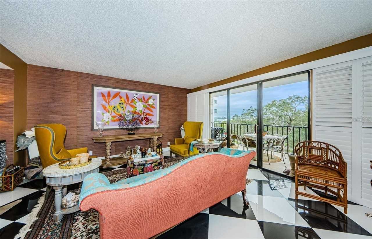 150 Belleview Blvd #403 - Photo 7 of 31