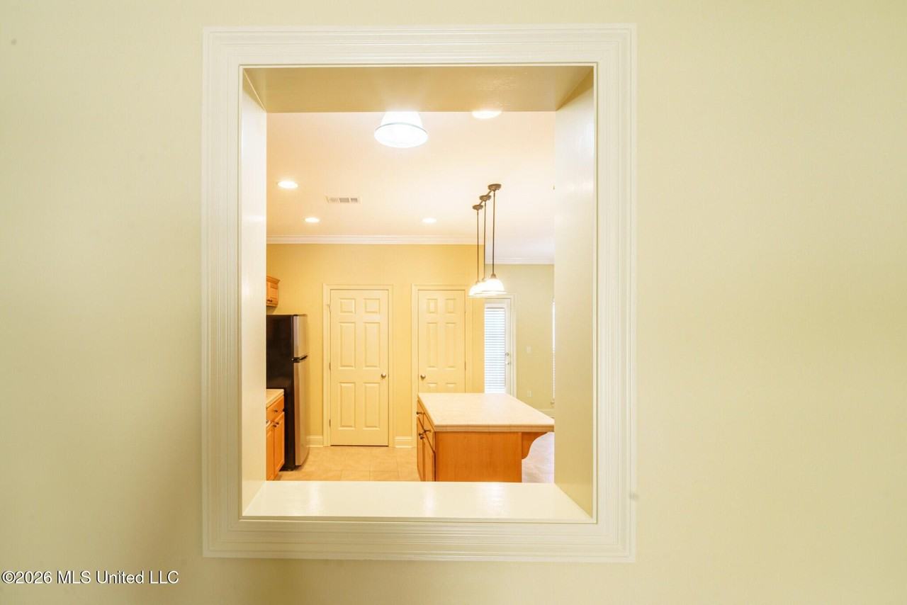 938 Jefferson Dr - Photo 6 of 19