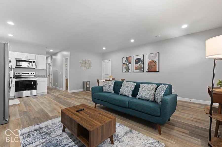 610, Unit A E Poplar Street - Photo 4 of 14