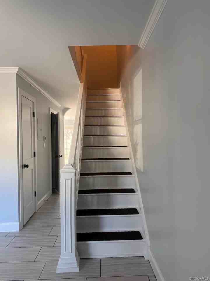 206 Hill Rise - Photo 3 of 11
