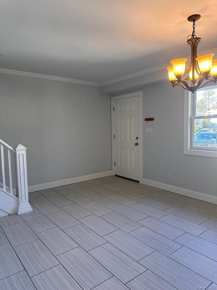 206 Hill Rise - Photo 5 of 11