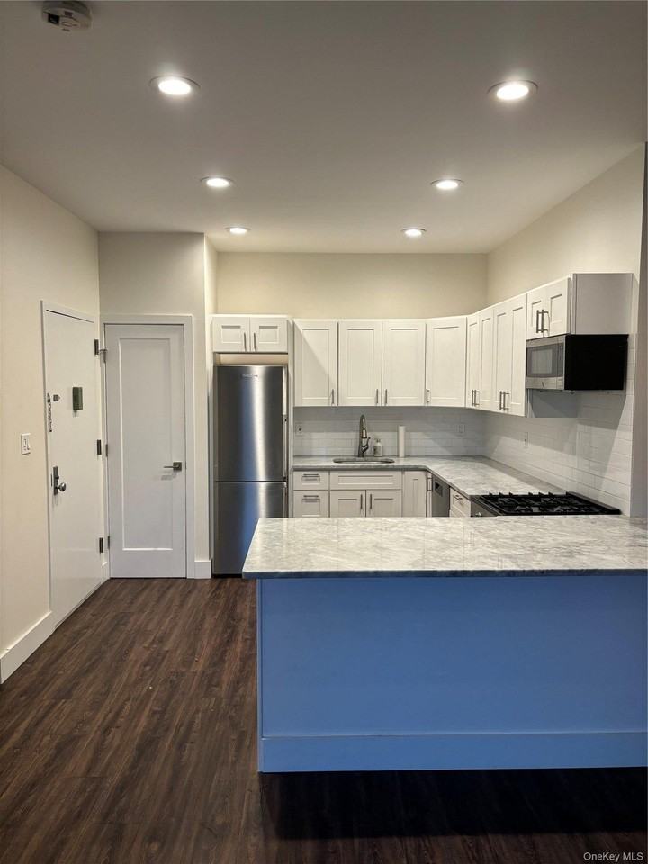134 Tulip Ave - Photo 2 of 14