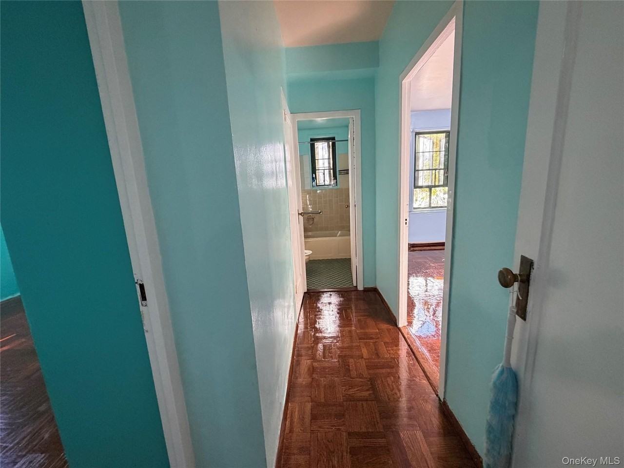 1514 Unionport Rd #4A - Photo 5 of 11