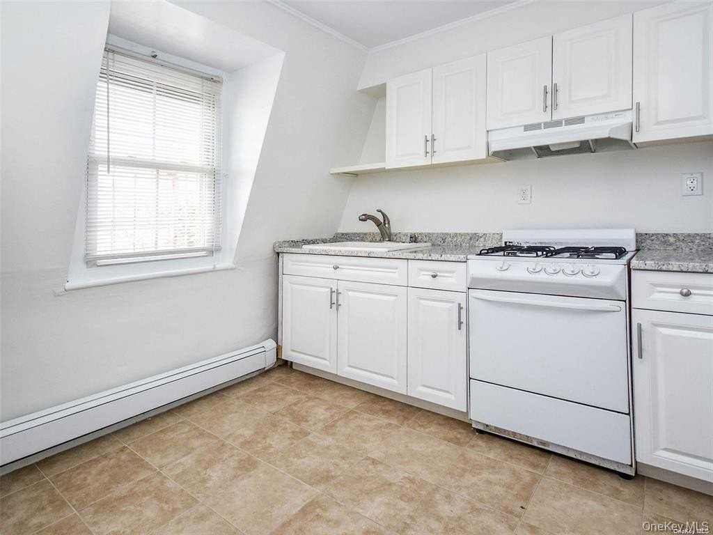 4 15th Ave #3rdFL - Photo 7 of 21