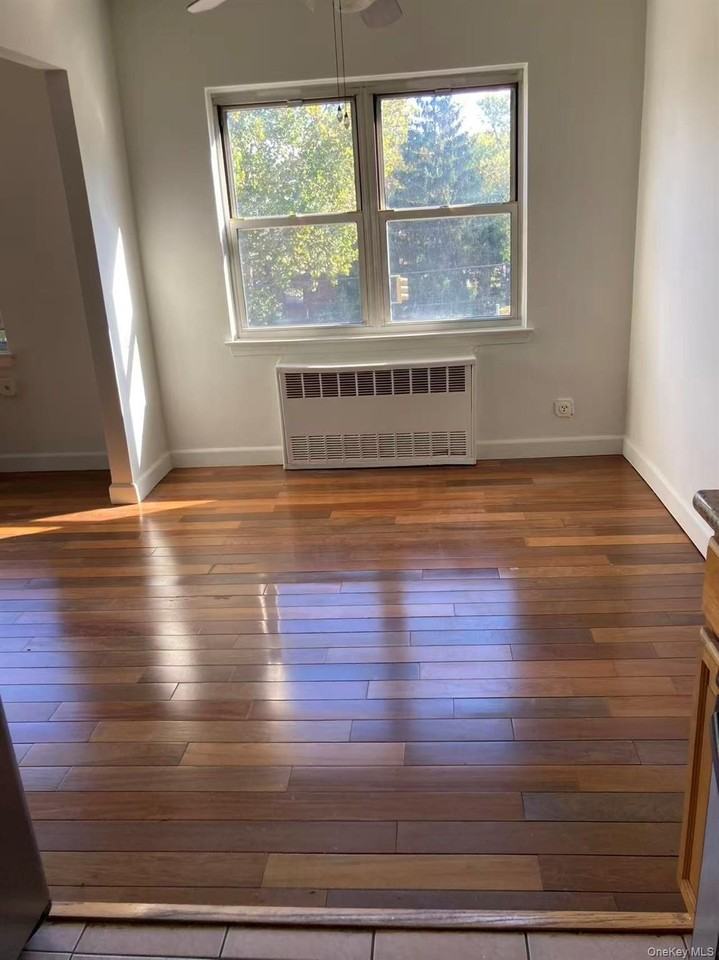 2028 Utopia Pkwy - Photo 7 of 12