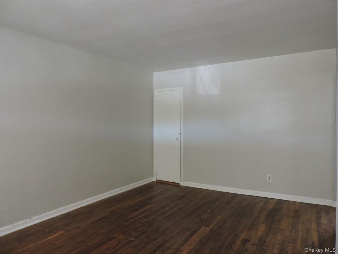 99 Washington Ave - Photo 3 of 10