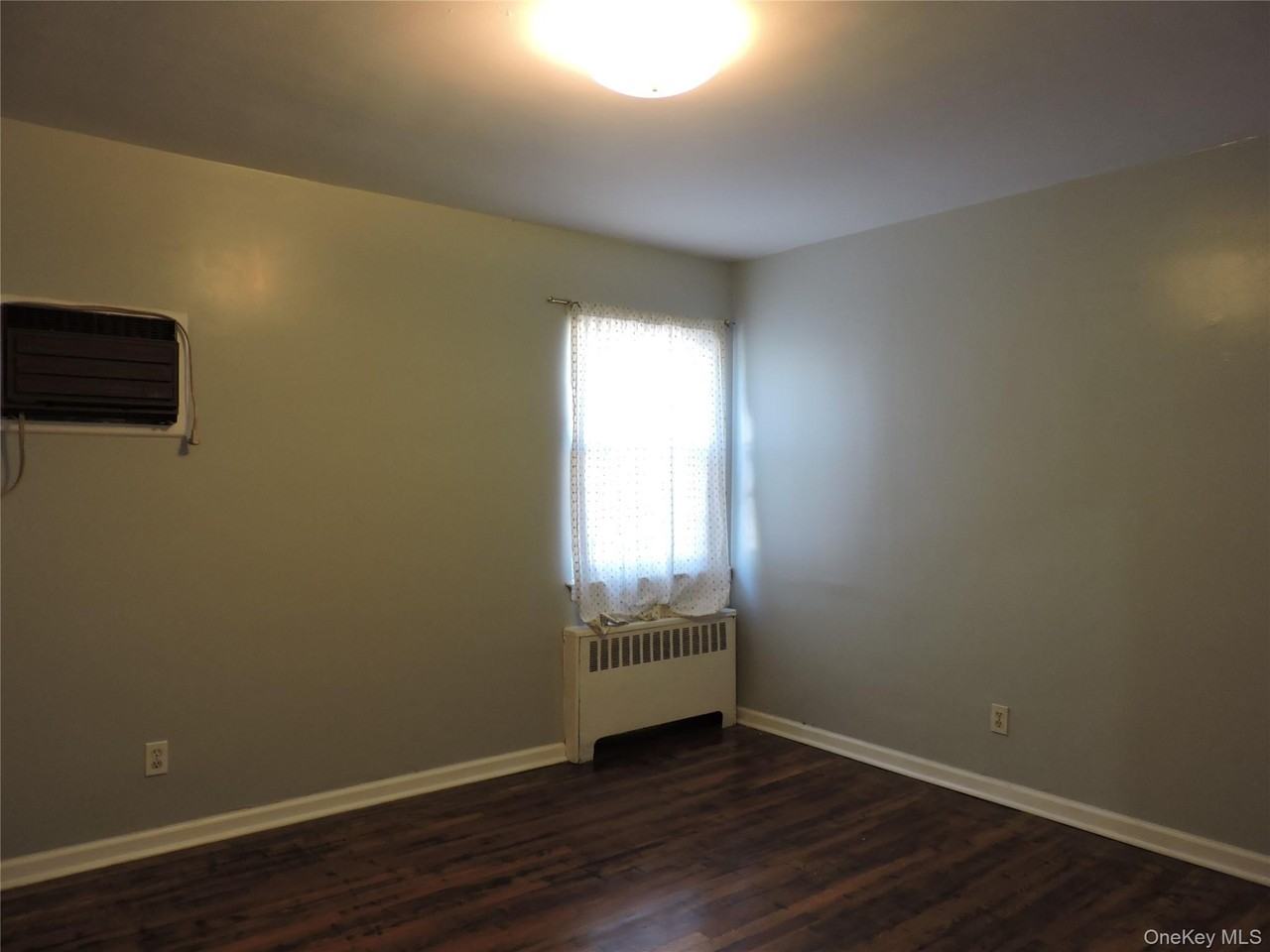 99 Washington Ave - Photo 4 of 10