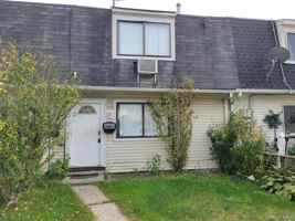 featured image of 215 Chrystal Dr
