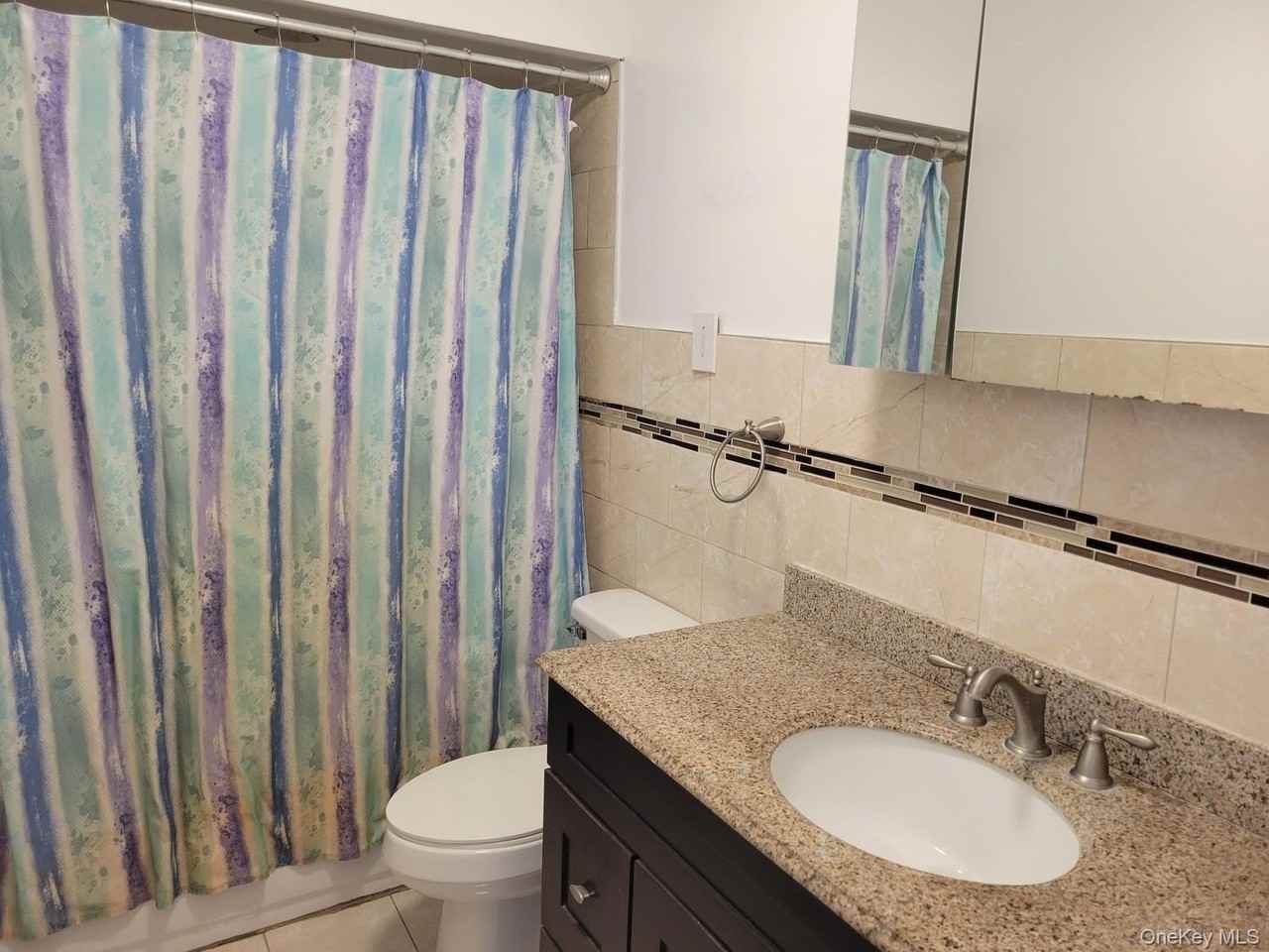 215 Chrystal Dr - Photo 7 of 23