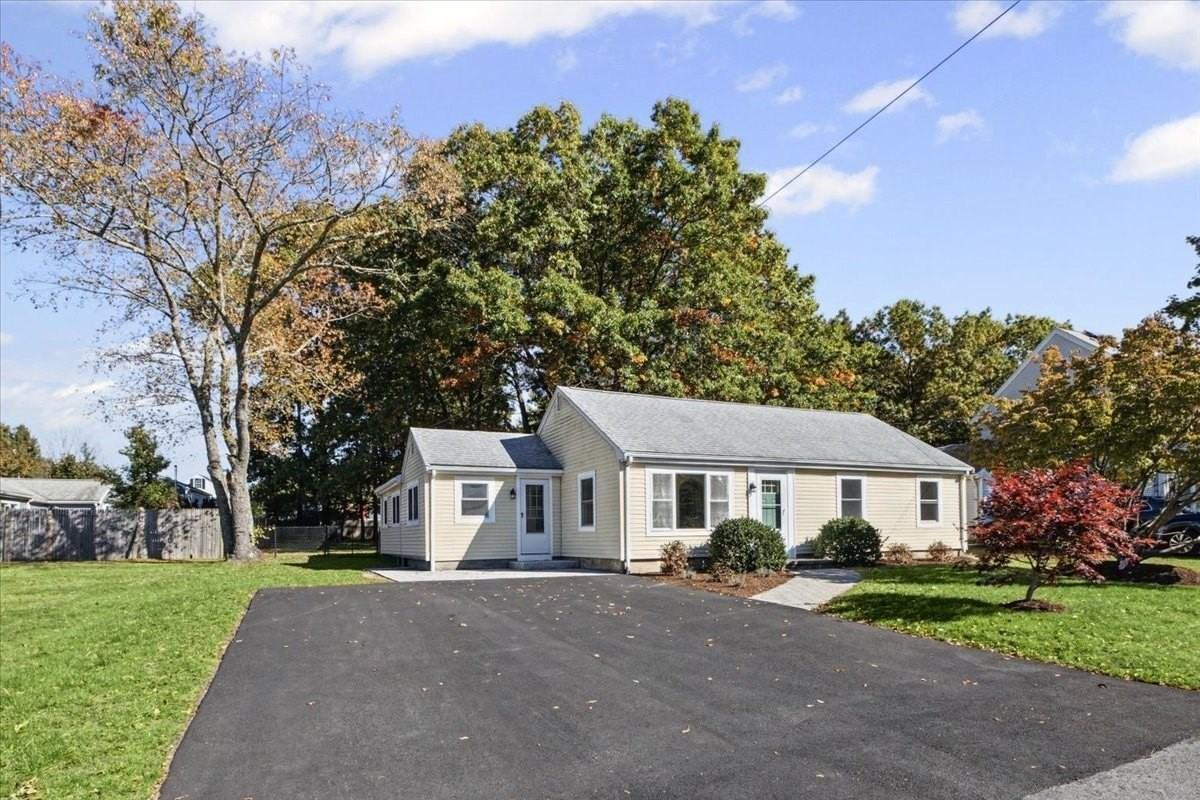 13 Oakdale Rd - Photo 3 of 28