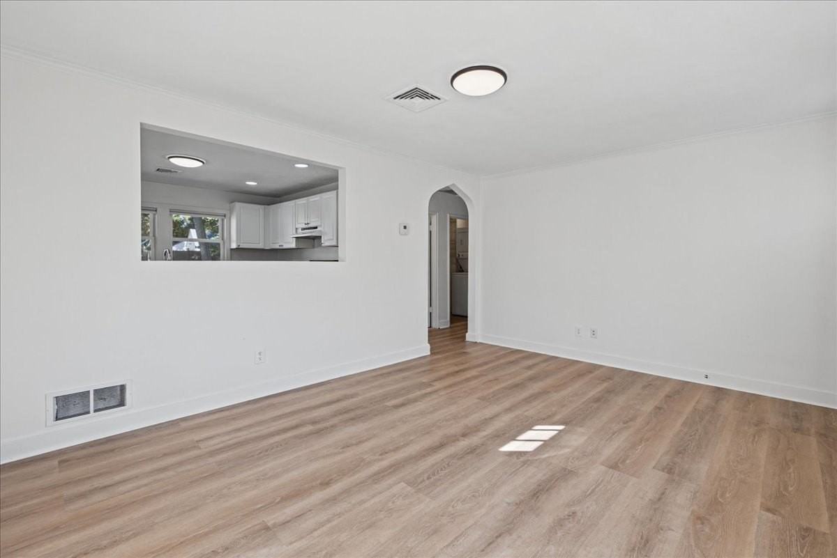 13 Oakdale Rd - Photo 6 of 28