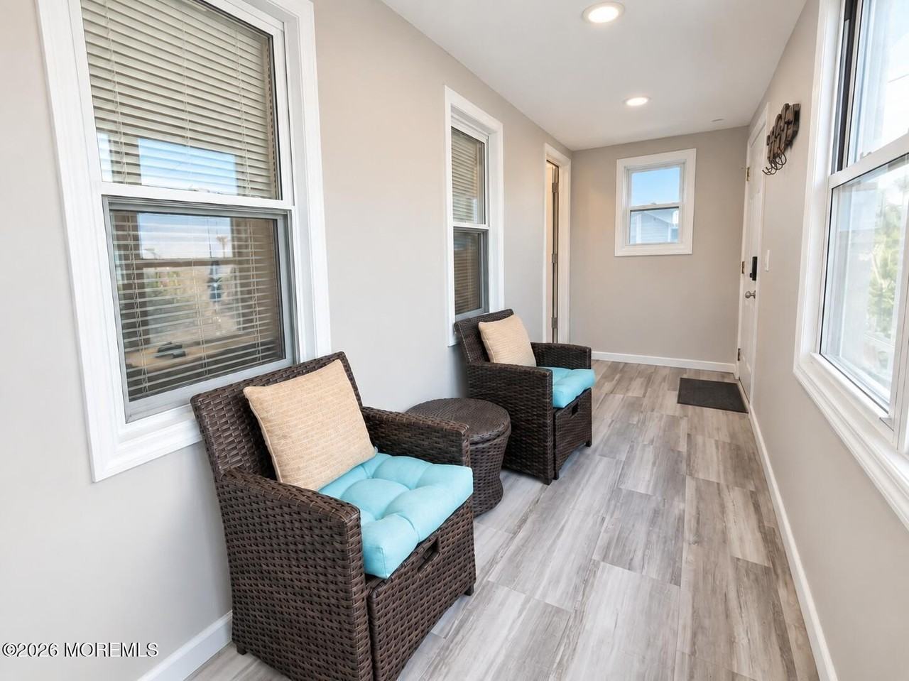707 5th Ave - Photo 2 of 13