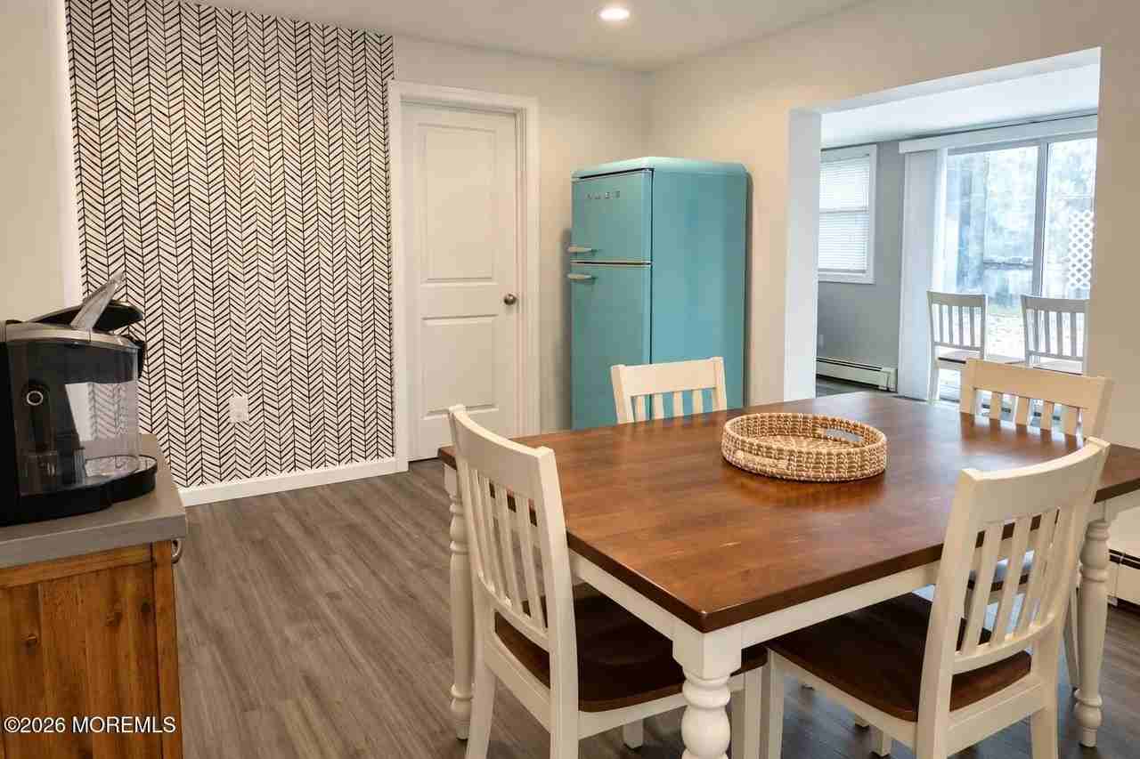 707 5th Ave - Photo 7 of 13