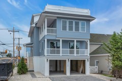 724 Bay Ave - Photo 1 of 1