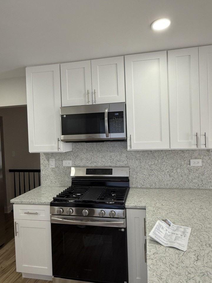 7979 N Nordica Ave - Photo 5 of 15