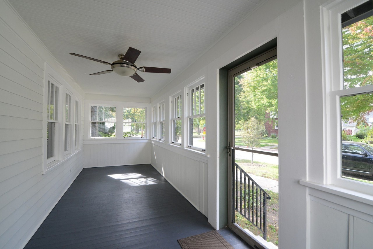 724 S 5th St - Photo 4 of 35