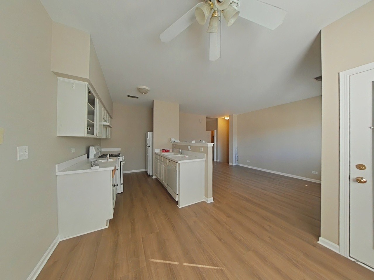 141 Heather Glen Dr #141 - Photo 4 of 9