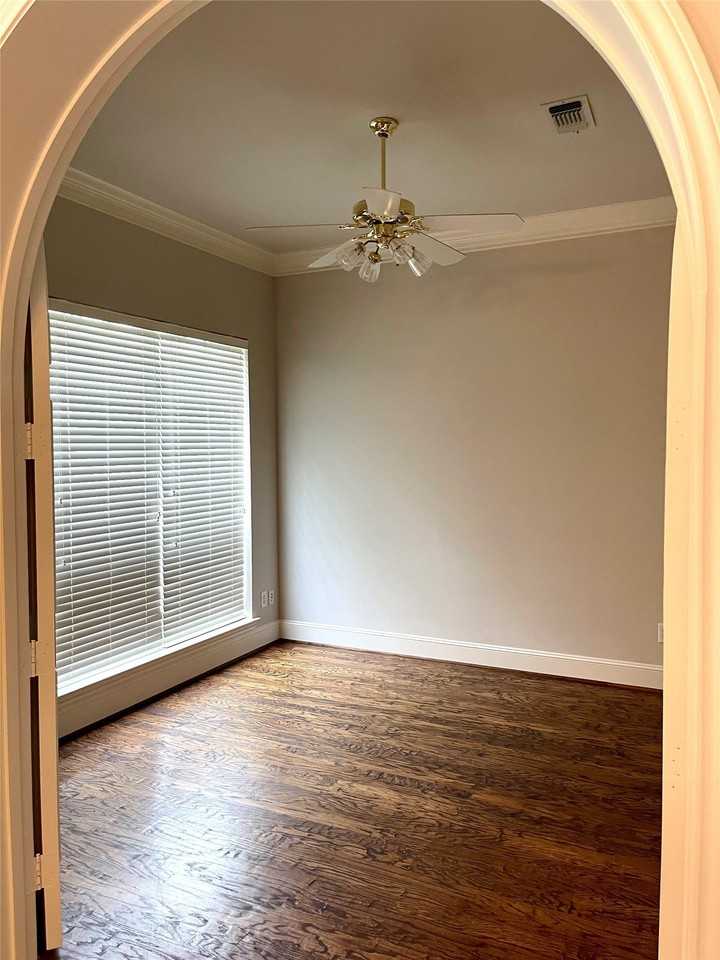 4063 Stonehollow Way - Photo 4 of 22