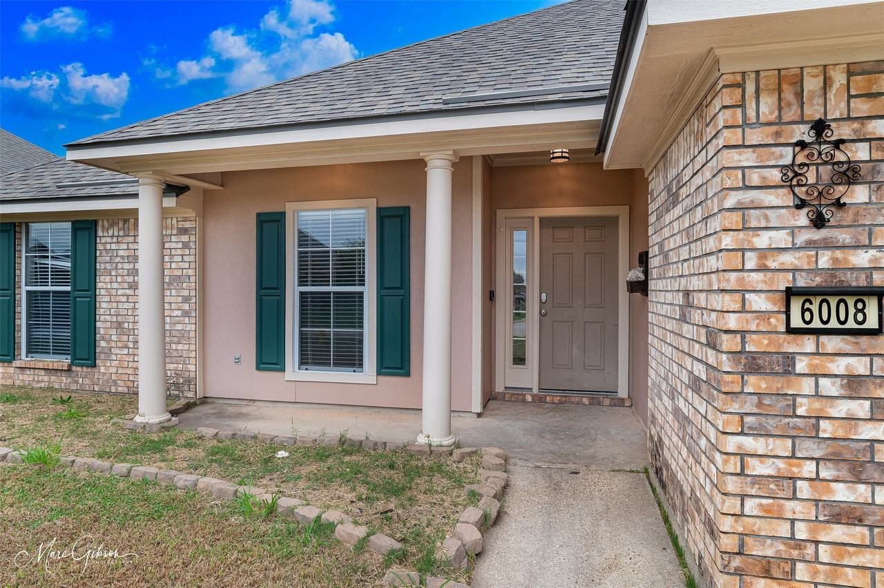 6008 Pampus Ln - Photo 2 of 22