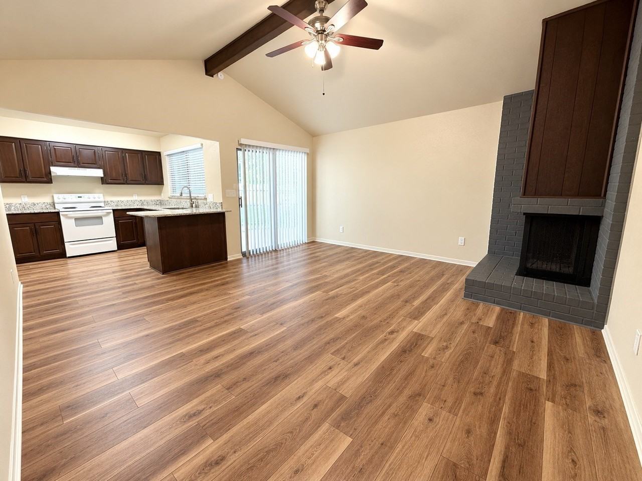 707 Cavendish Dr - Photo 3 of 13