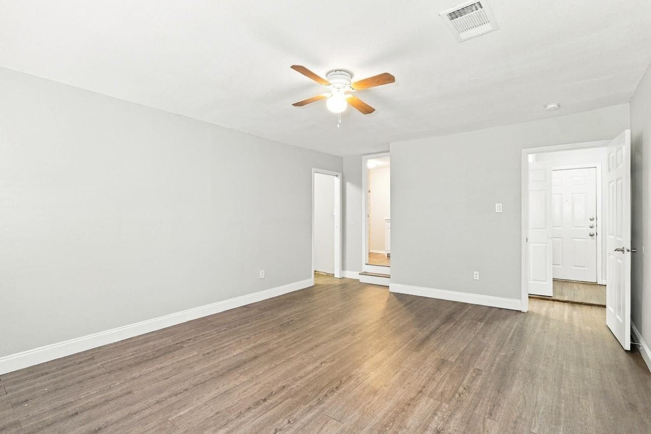 204 Pimlico Way - Photo 5 of 16