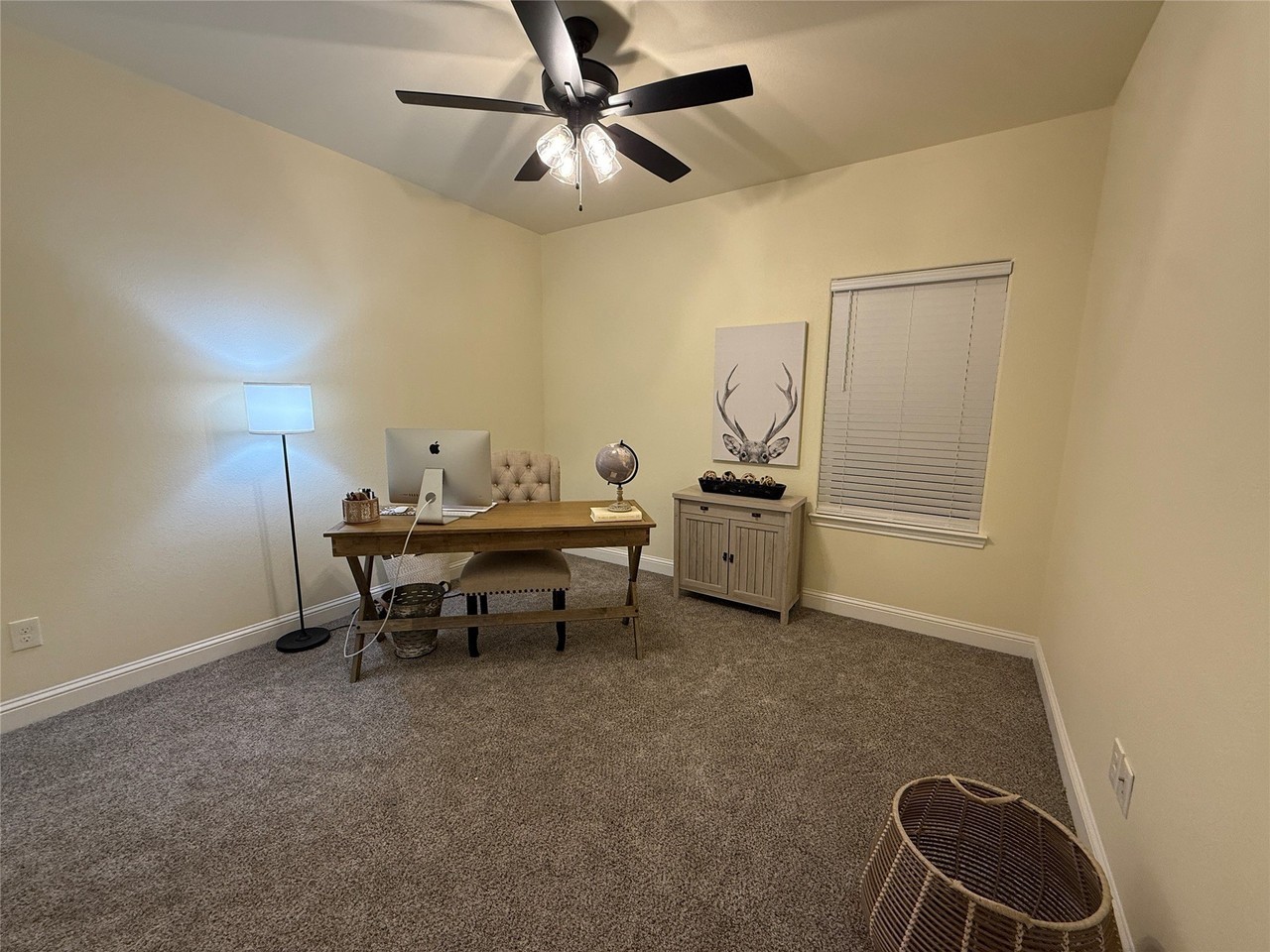 407 Carter St - Photo 6 of 9