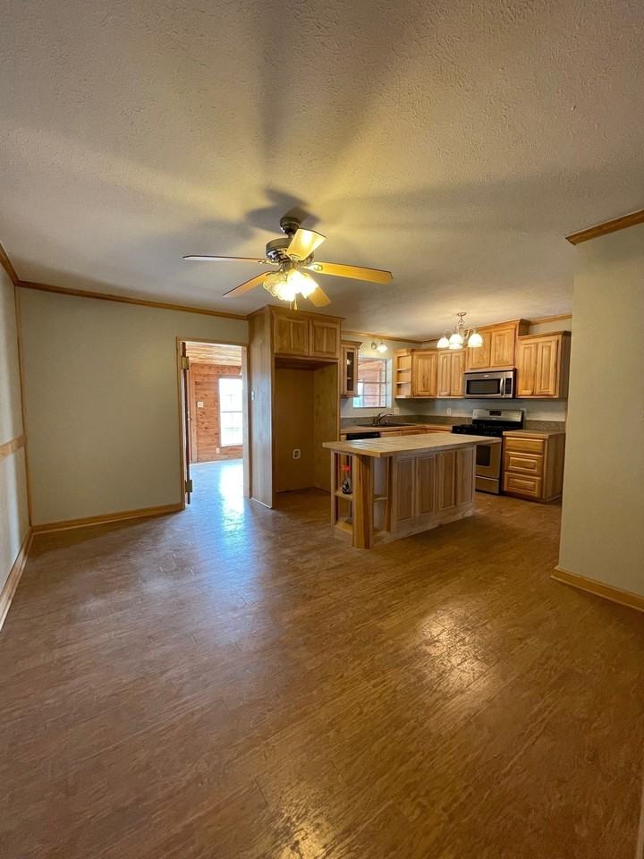 1010 E Fm 902 - Photo 6 of 19