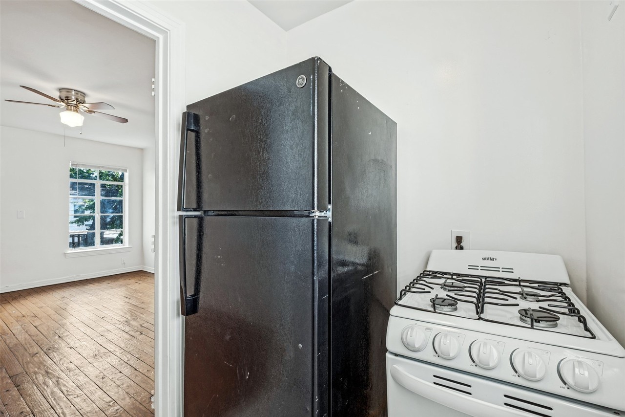 3509 Normandy Ave #5 - Photo 4 of 11