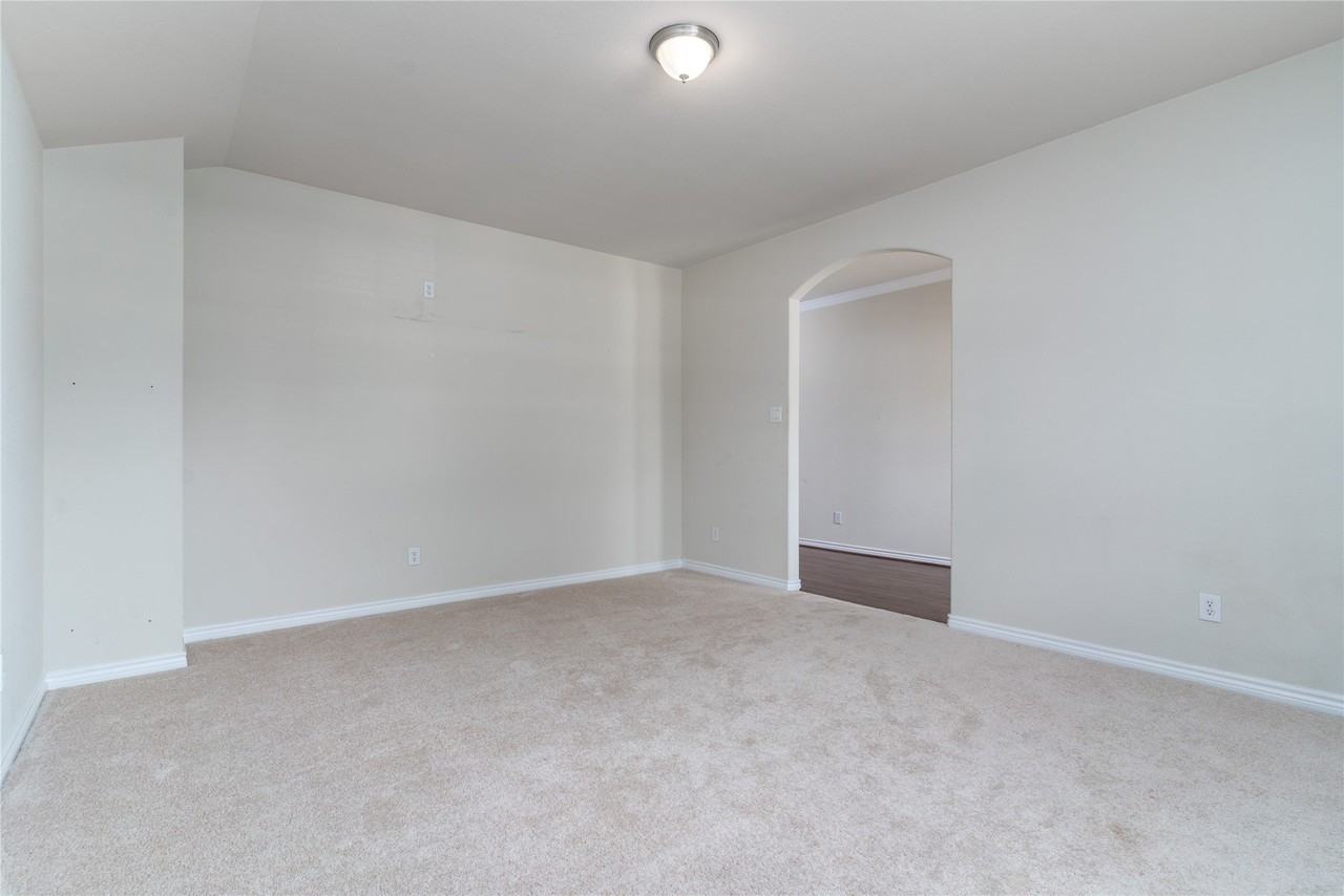 1404 Villa Paloma Blvd - Photo 6 of 28