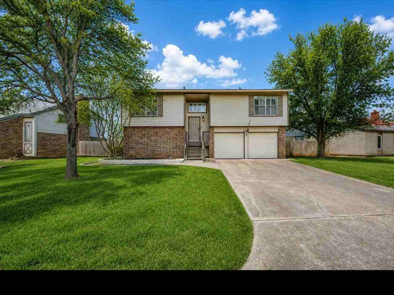 5324 Peterson Ct - Photo 2 of 39