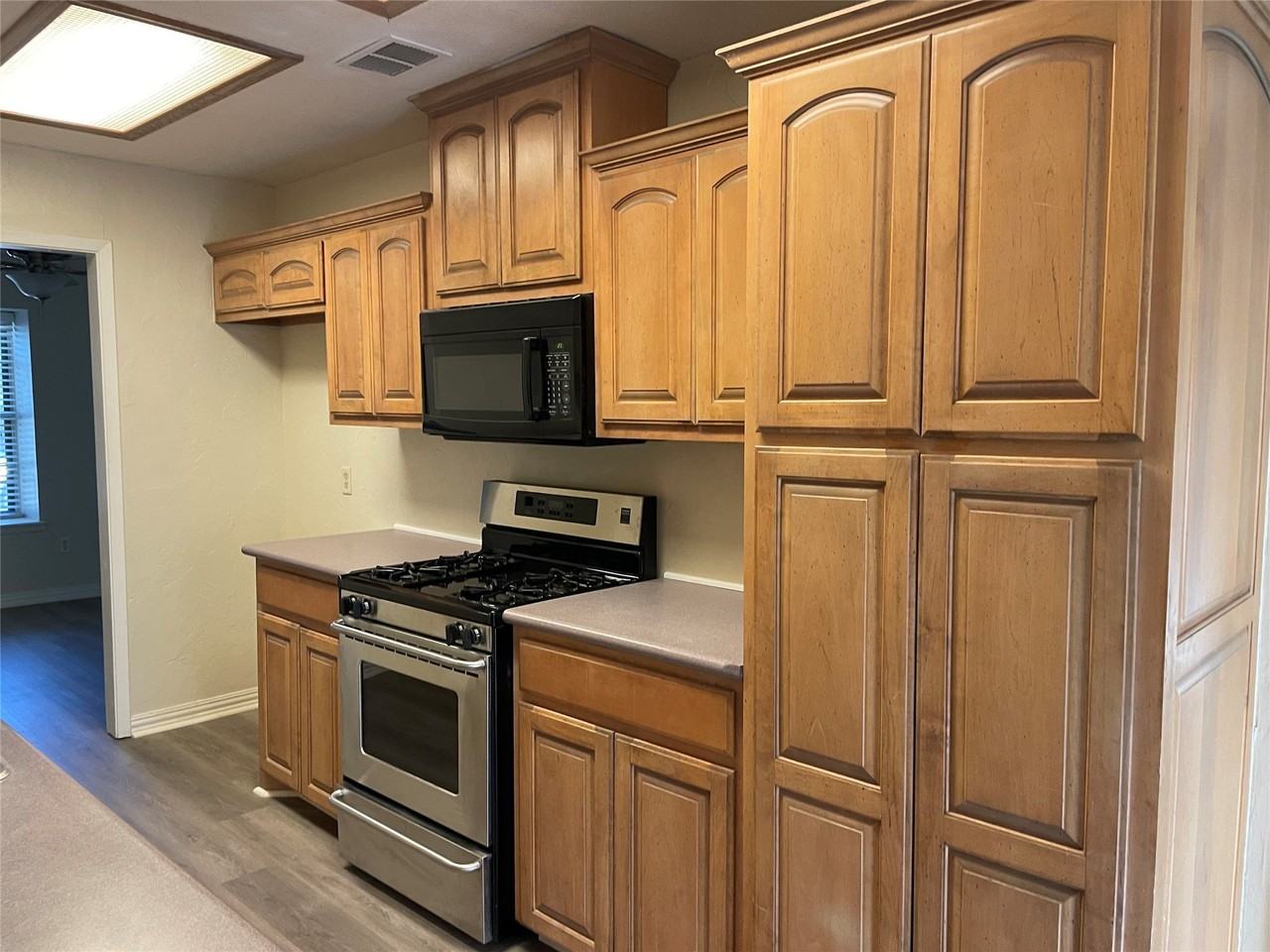 5816 Chadsford Ct - Photo 2 of 16