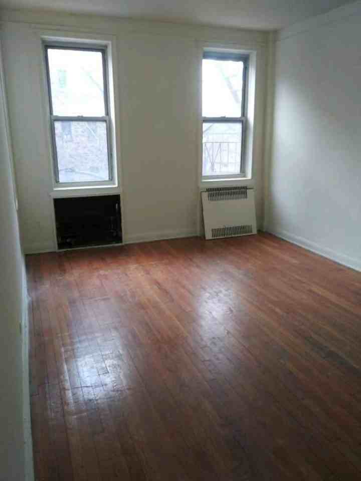 Whitney Ave - Photo 6 of 8
