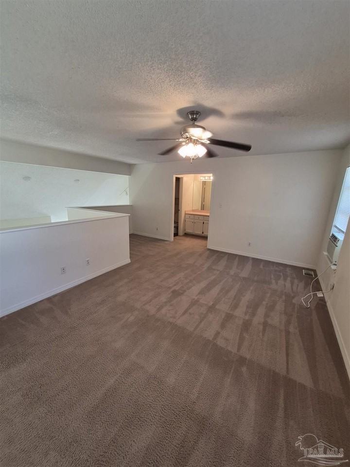 7028 Weatherwood Dr - Photo 6 of 13