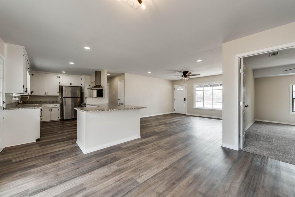 1307 E Parker Ave - Photo 6 of 31