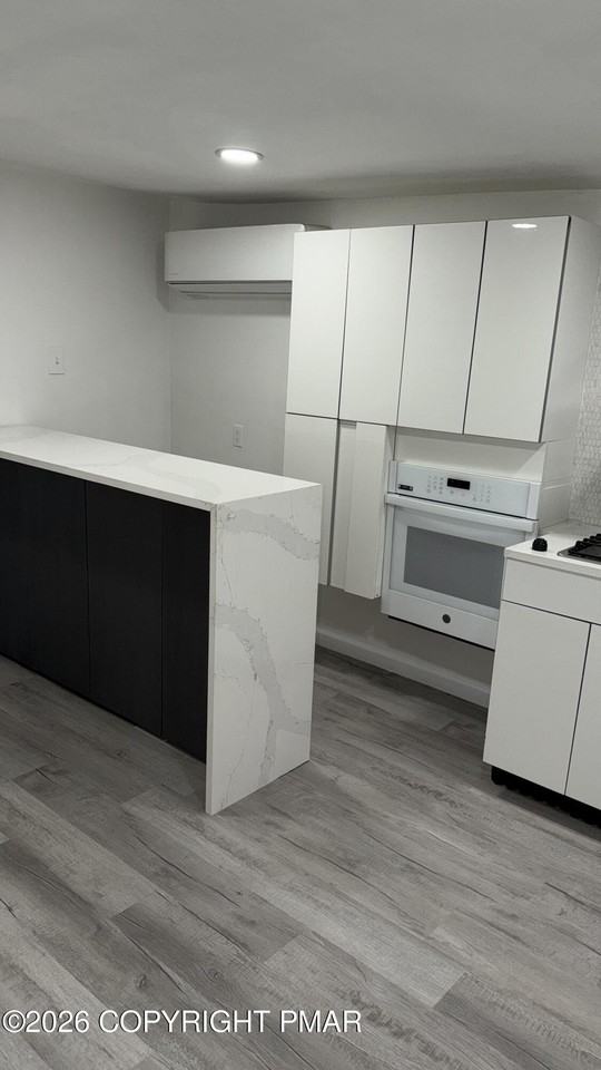 81 Mack St - Photo 3 of 6