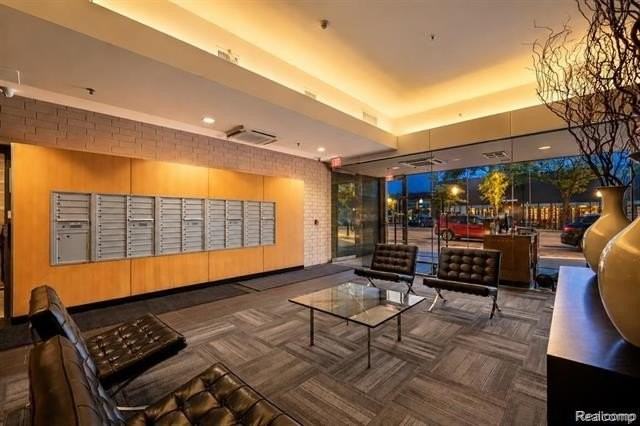 432 S Washington Ave #703 - Photo 2 of 18