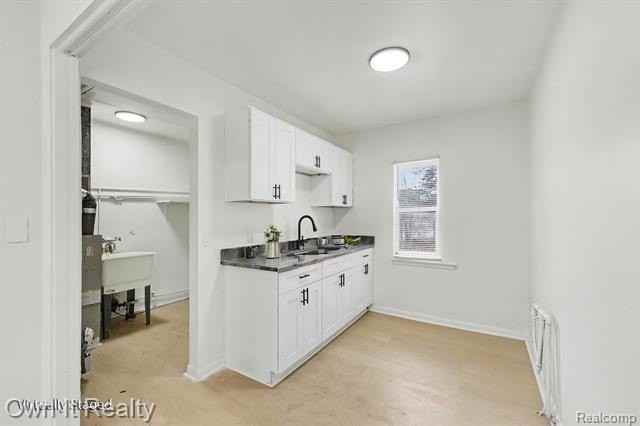 10821 Albany St - Photo 6 of 10