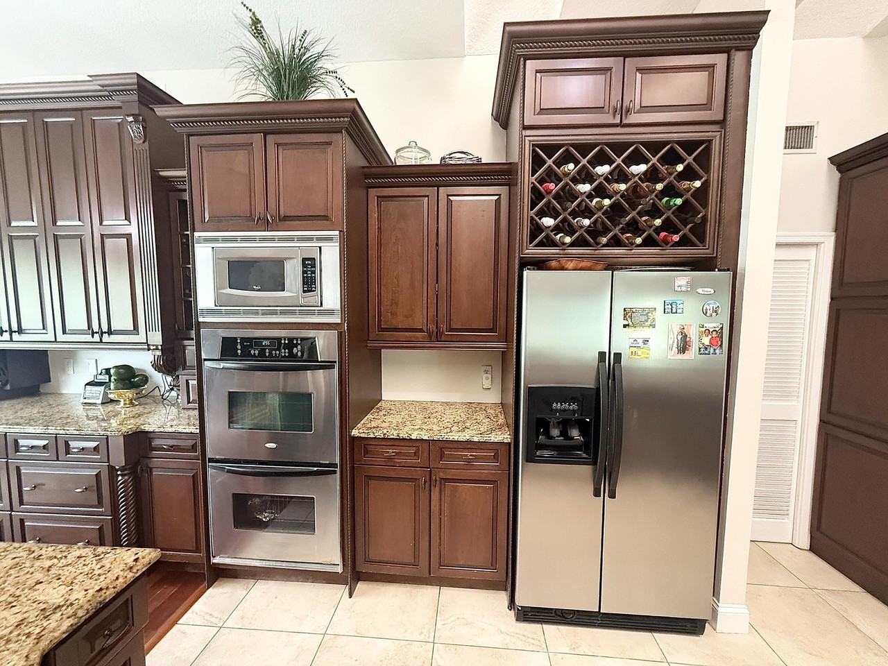 15580 Meadow Wood Dr - Photo 6 of 50
