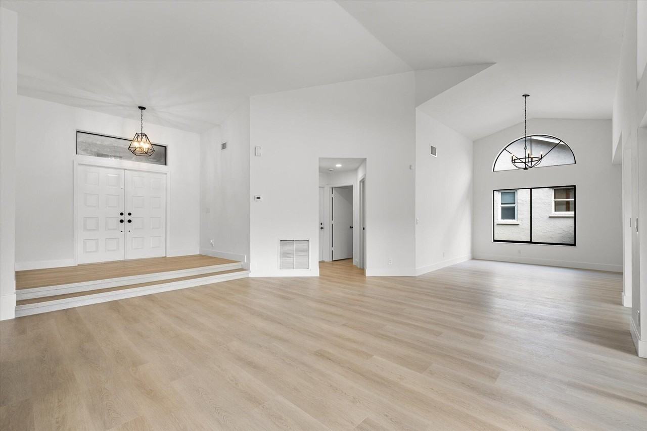 1222 Terrystone Ct - Photo 5 of 40