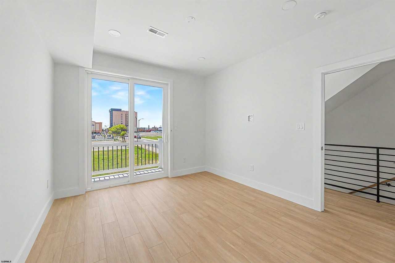 107A S Westminster Ave #2 - Photo 6 of 39